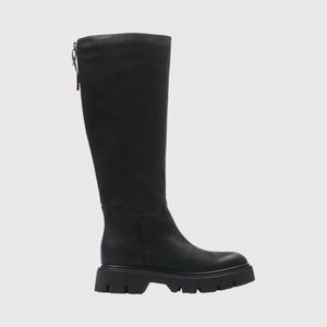 Women's Clarks Motive Hi2 Boot in Black Nubuck. 261 67125